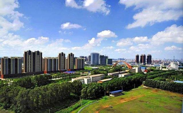 中国面积最大的六个城市，呼伦贝尔只能排在第二，第一名意想不到